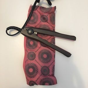 Remington mini travel hair straightener with case